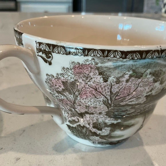 Vintage Johnson Bros Friendly Village Jumbo Oversized Cup/Saucer Good Condition - Picture 10 of 12